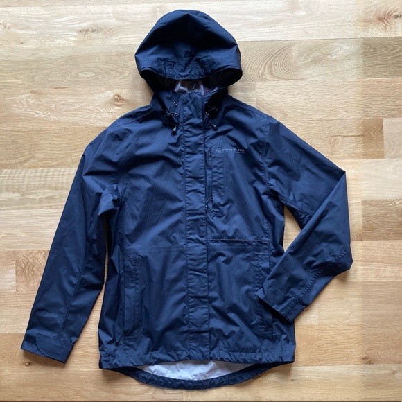 United By Blue Jackets & Blazers - United by Blue Raincoat Sz XS Women's Black EUC Lightweight Packable